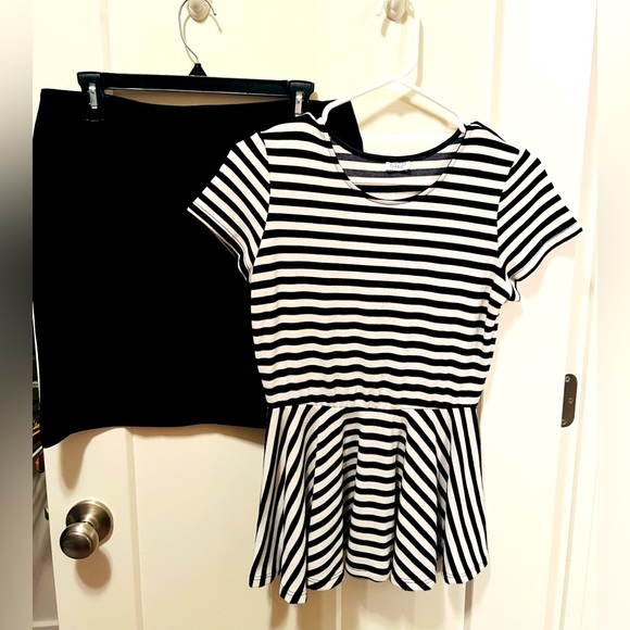 Like New Classic Black Pencil Skirt Size 8 - Picture 1 of 3